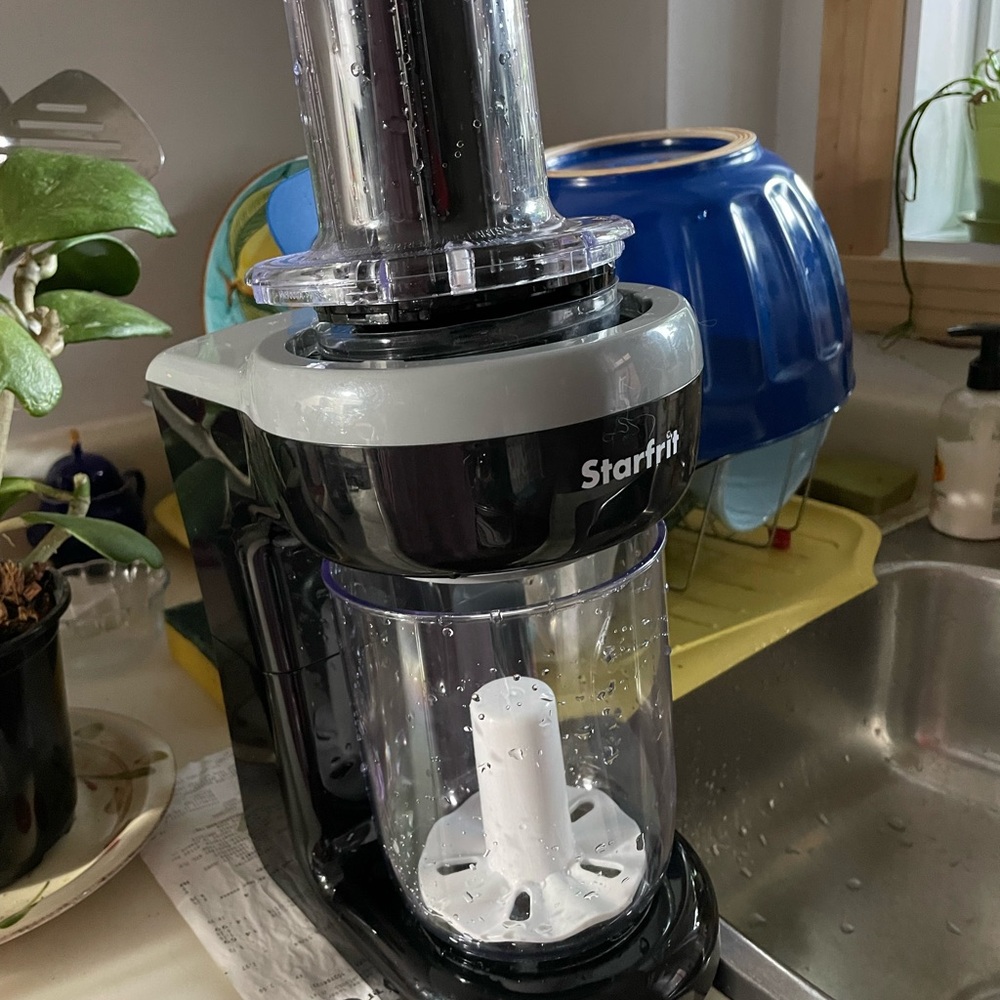 Black and Gray Kitchen Starfritt Tool for Culinary Excellence